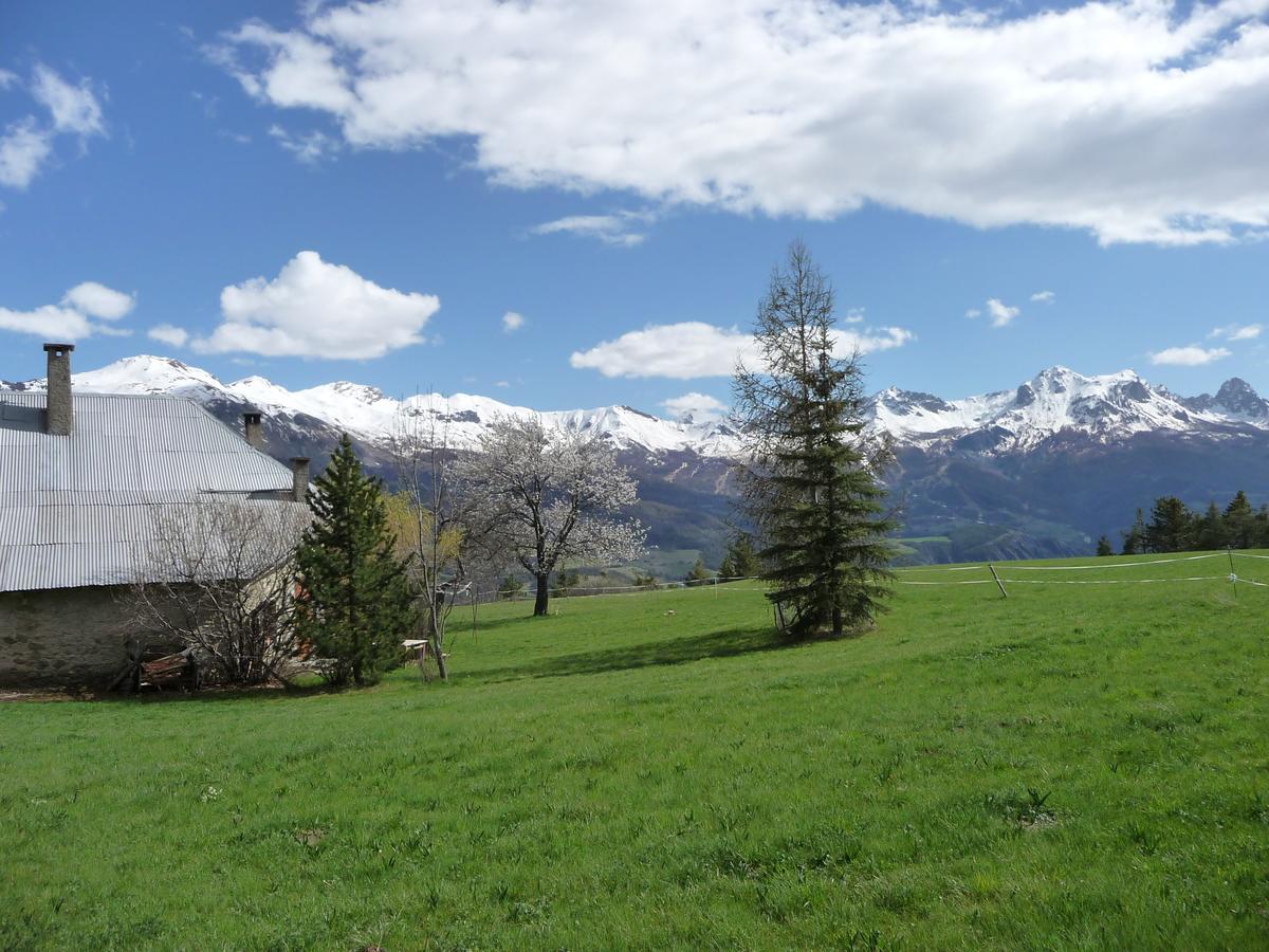 D'etape De L'ardoisiere Inn